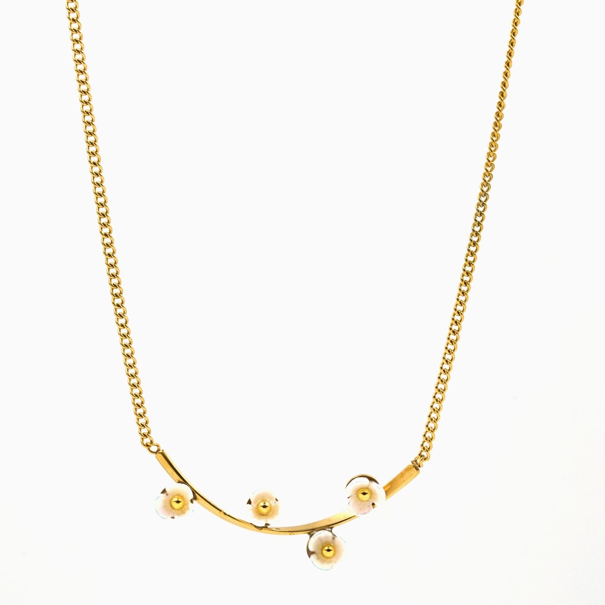 Artklim Gold Plated Elegant Floral Pendant Necklace
