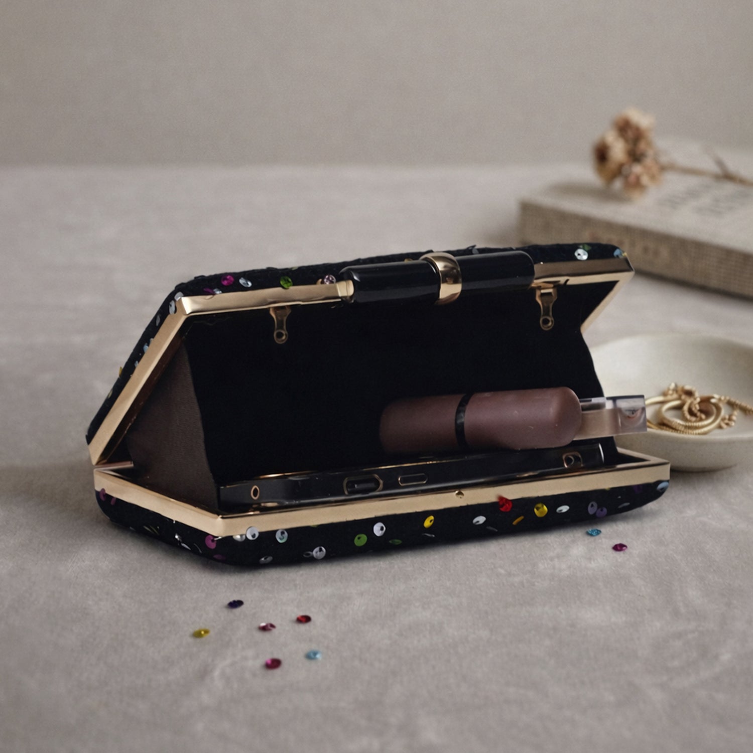 Artklim Chic Black Multicolor Sequin Embroidery clutch