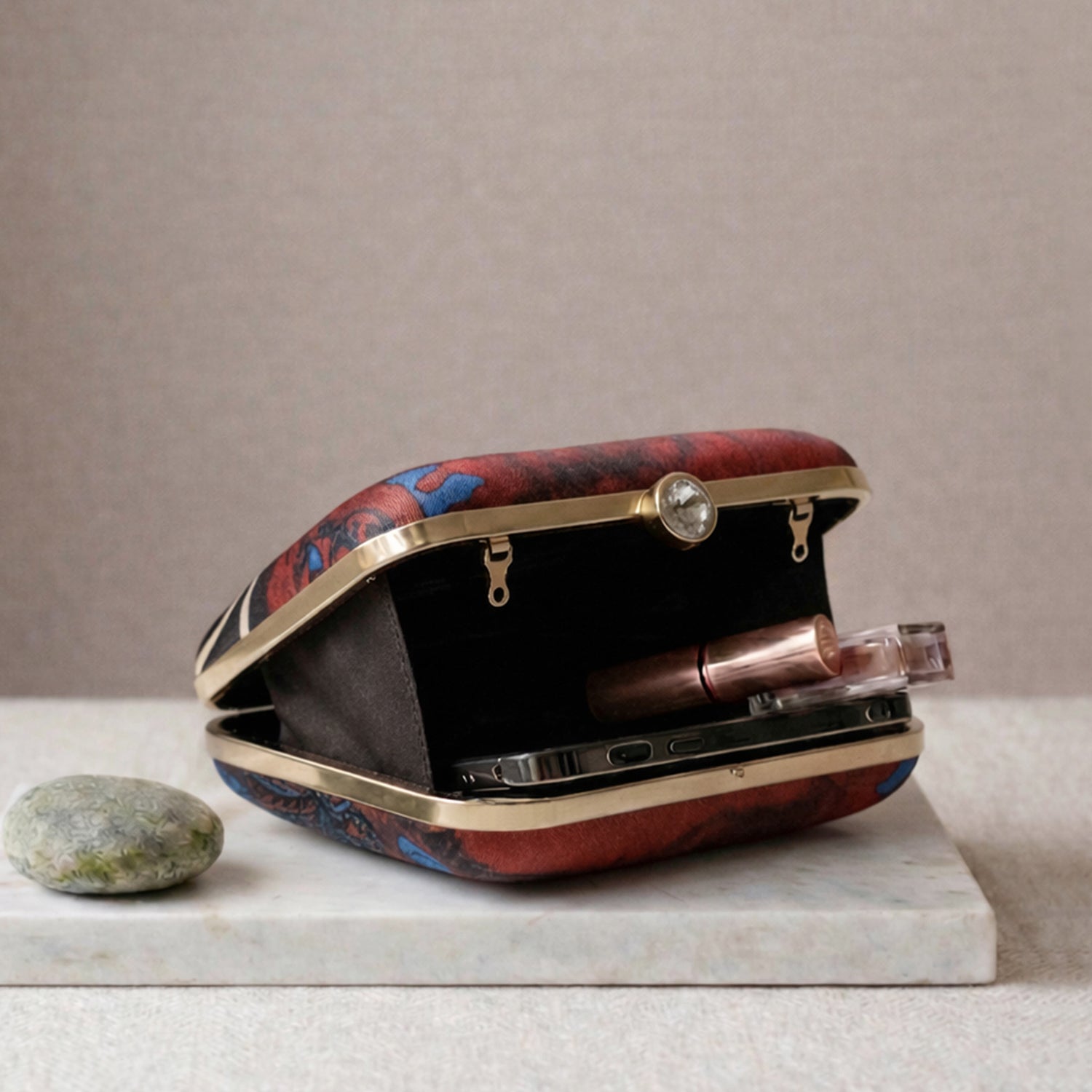 Artklim The Hummingbird Dreamscape Printed Clutch