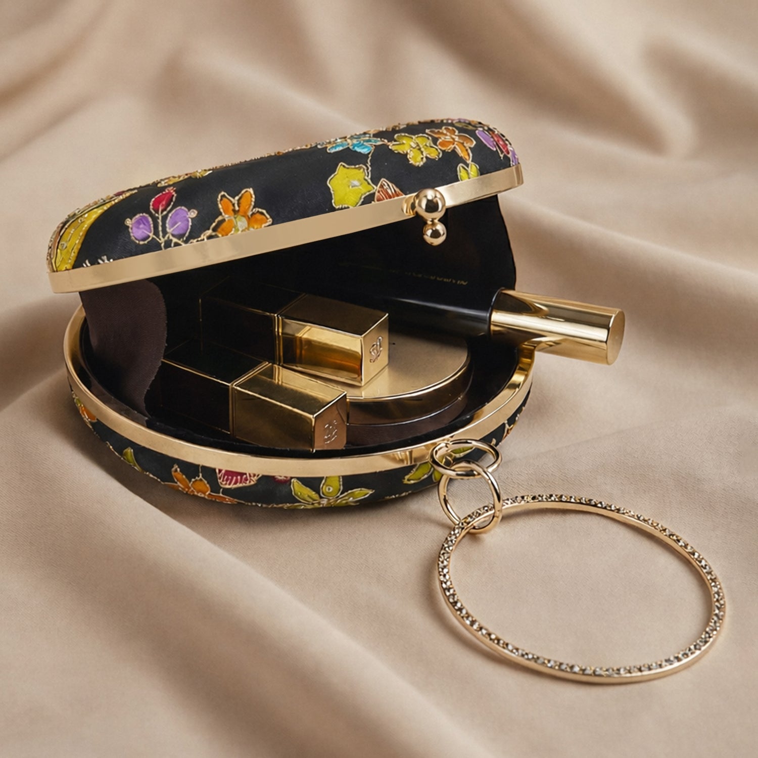 Artklim Royal Black Floral Round Embroidered Clutch