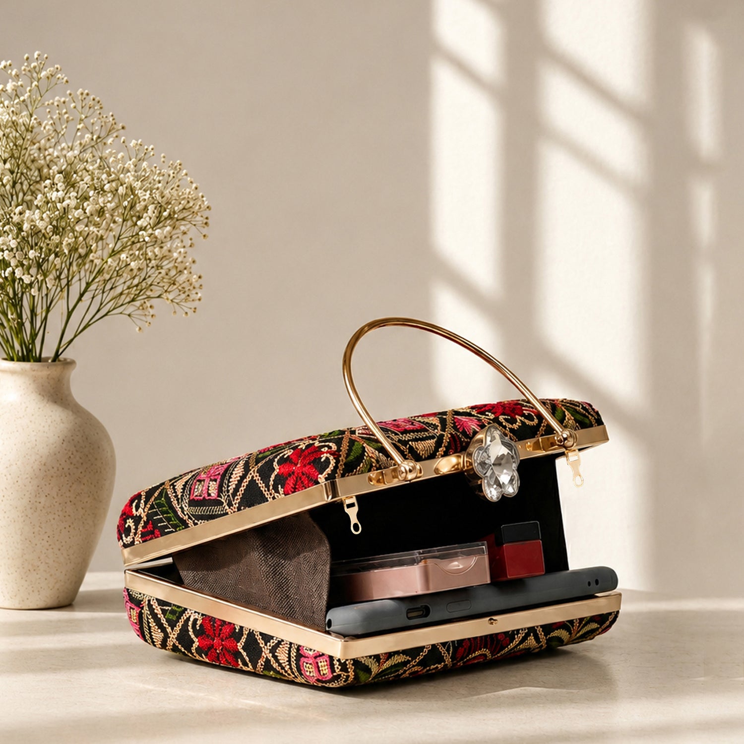 Artklim Black Floral Geometric Embroidery Clutch