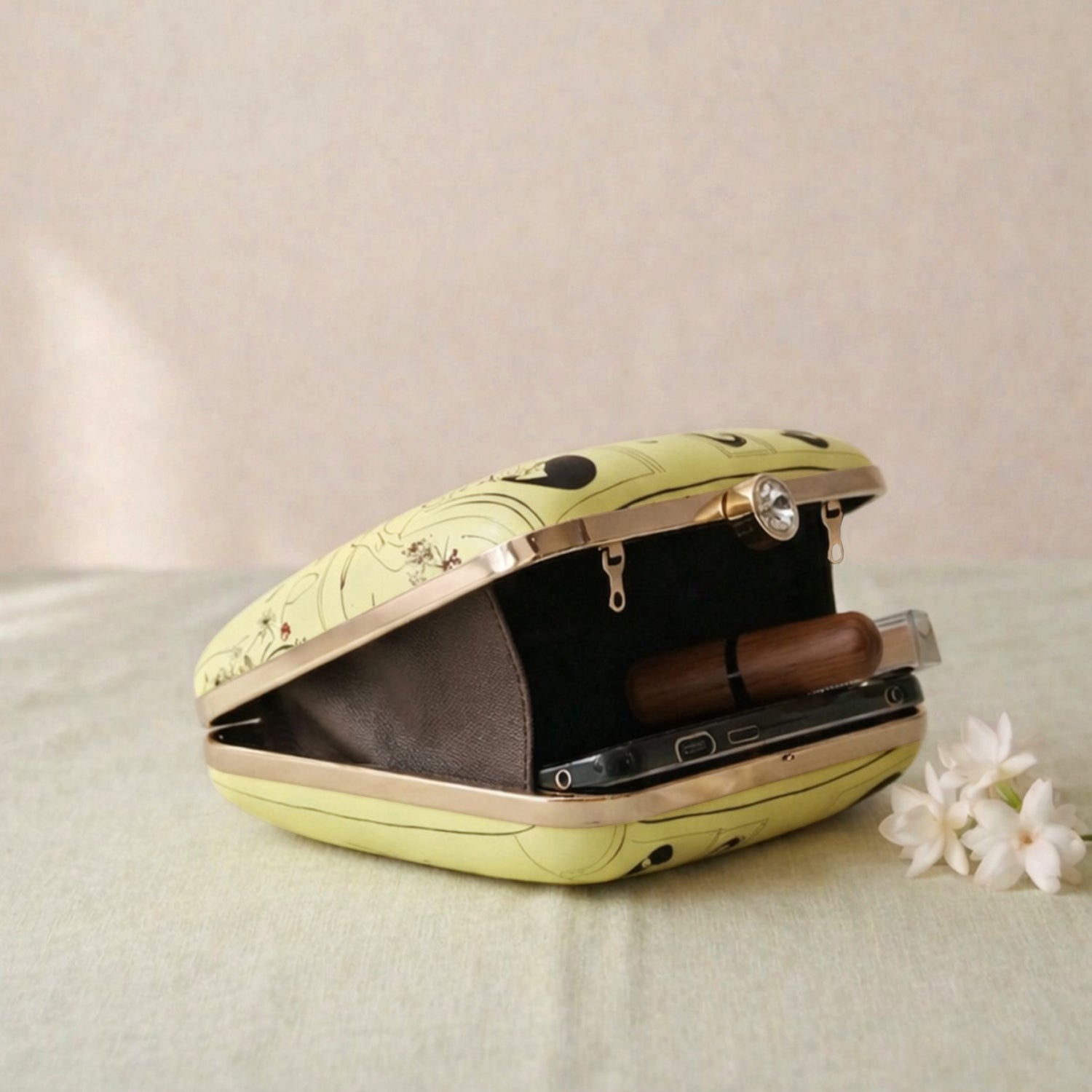 Artklim Threads of Everyday Stories Printed Clutch
