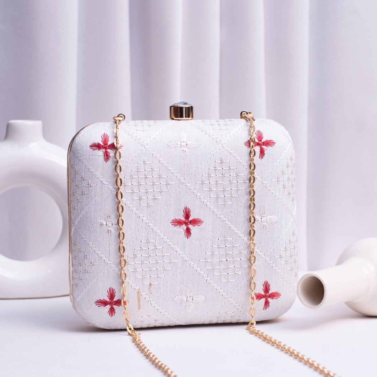 Artklim White And Red Threadwork Embroidery Clutch