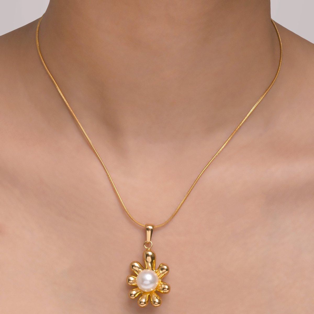 Artklim Gold Plated Floral Pearl Pendant Necklace