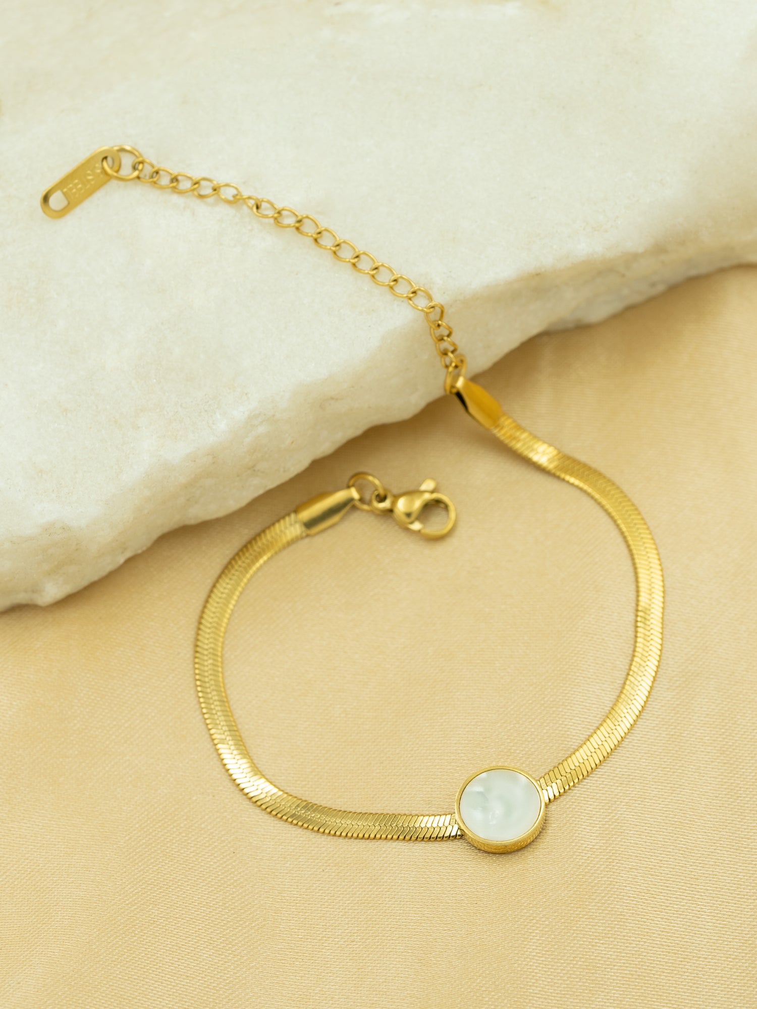Artklim Gold-Plated Pearl Disc Anti-Tarnish Bracelet