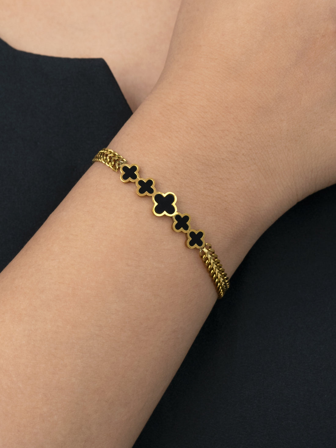 Artklim Gold-Plated Clover Charm Anti-Tarnish Bracelet