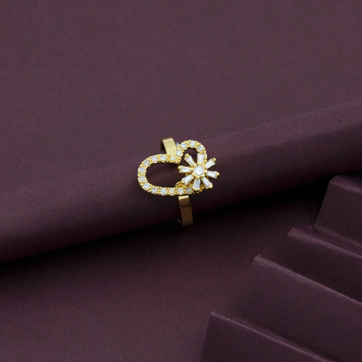 Artklim Gold Plated Heart And Flower Designer Adjustable Ring