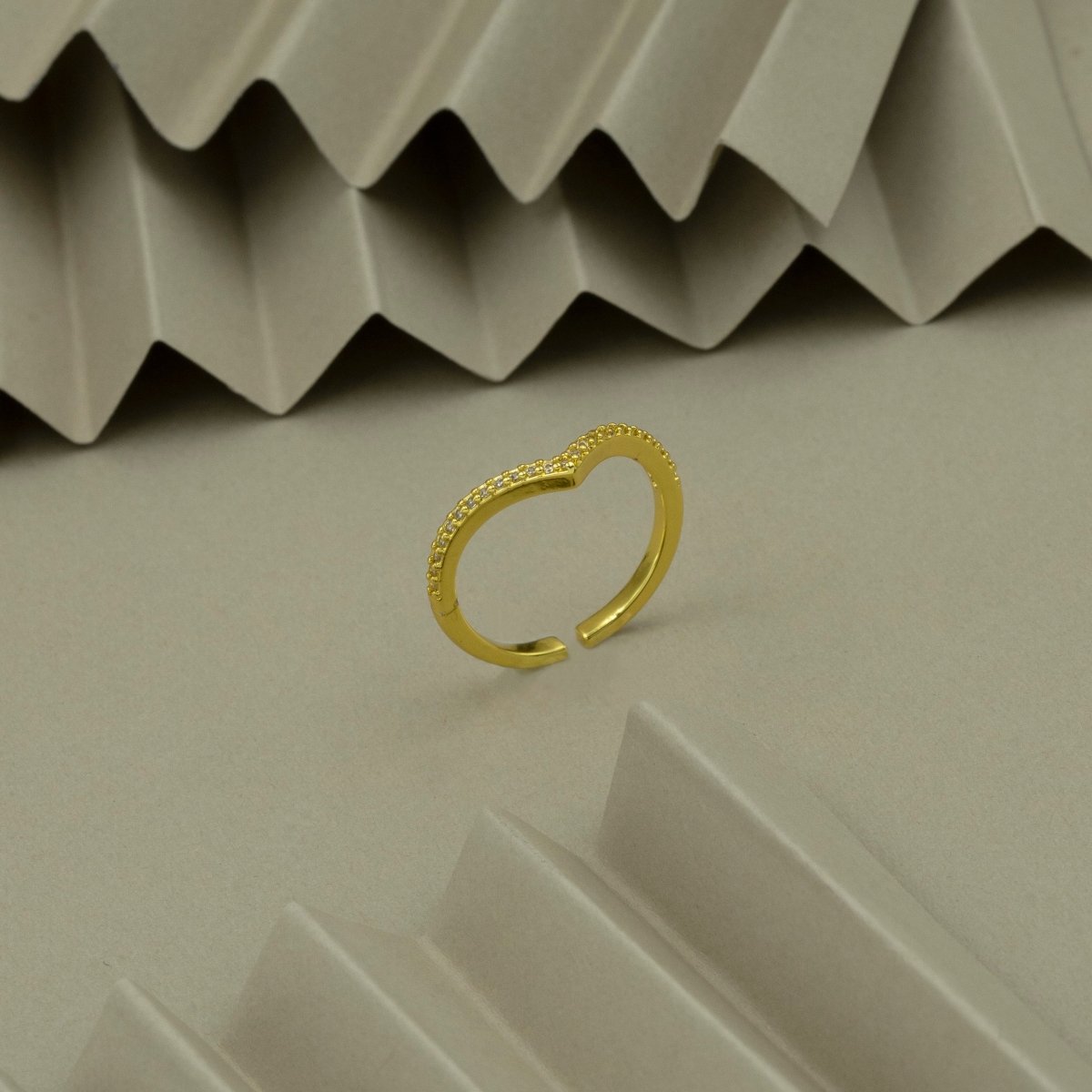 Artklim Gold Plated Crown Shaped Adjustable Ring