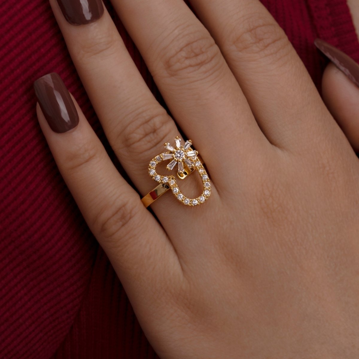 Artklim Gold Plated Heart And Flower Designer Adjustable Ring