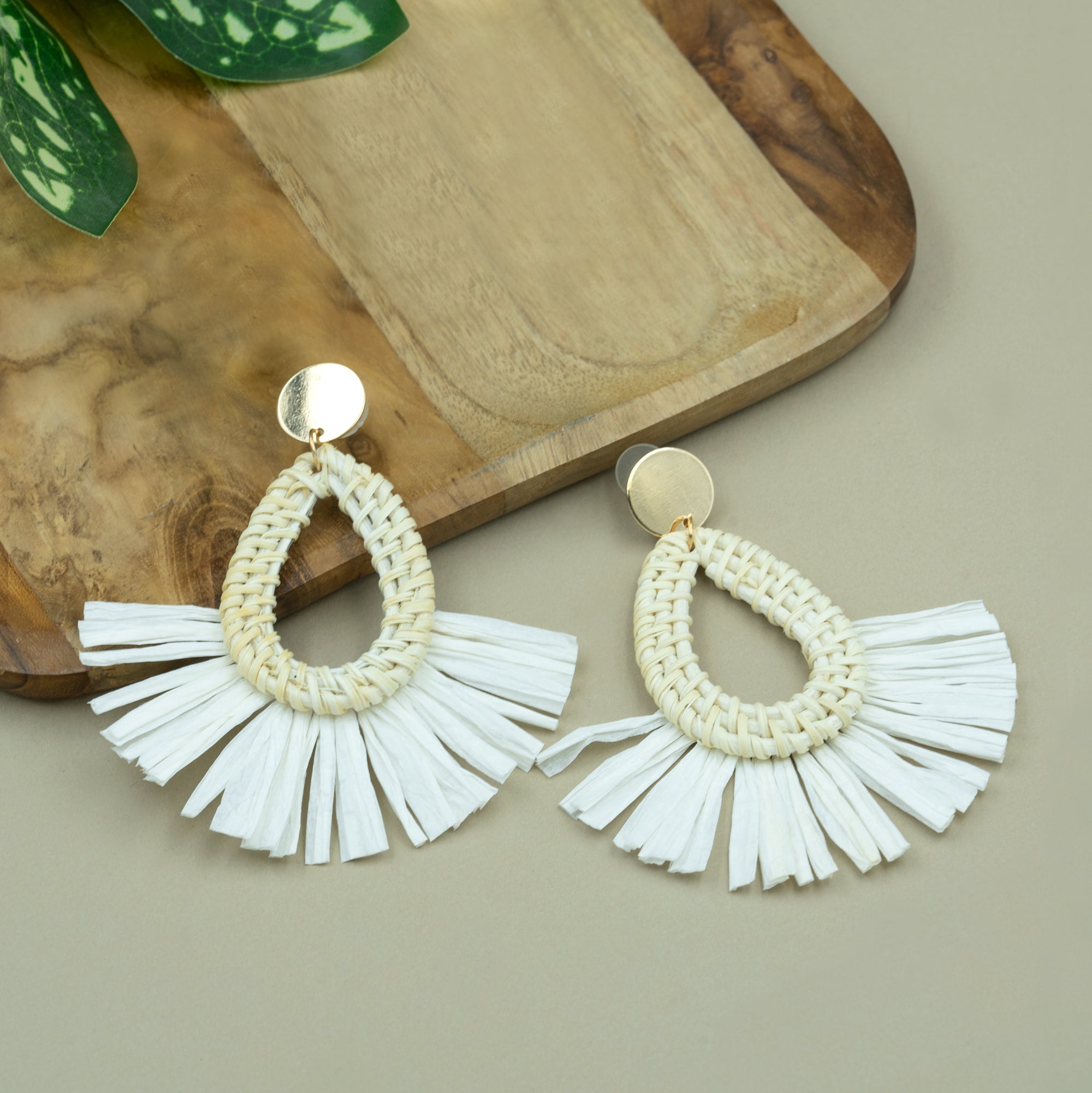 Artklim Handcrafted White Fringe Teardrop Earrings
