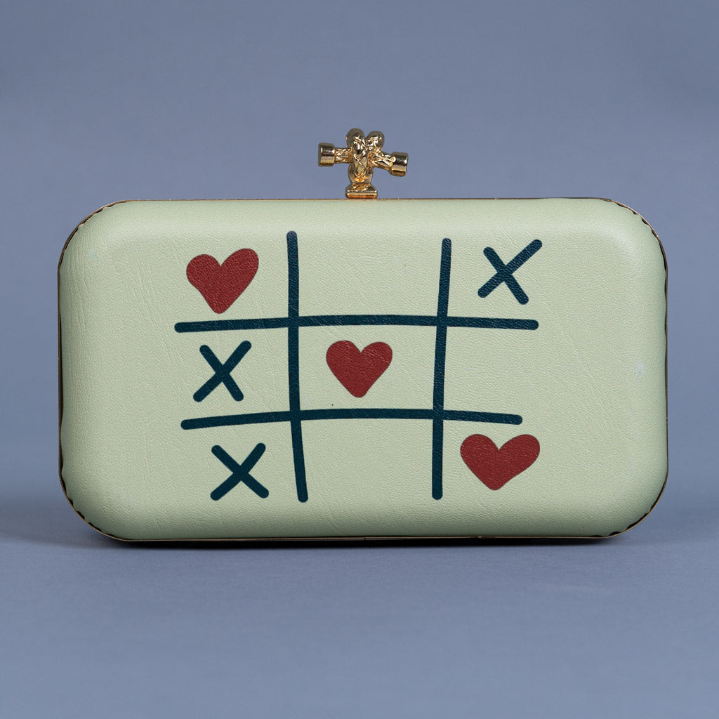 Artklim Tic Tac Toe With Hearts Printed Leatherette Clutch