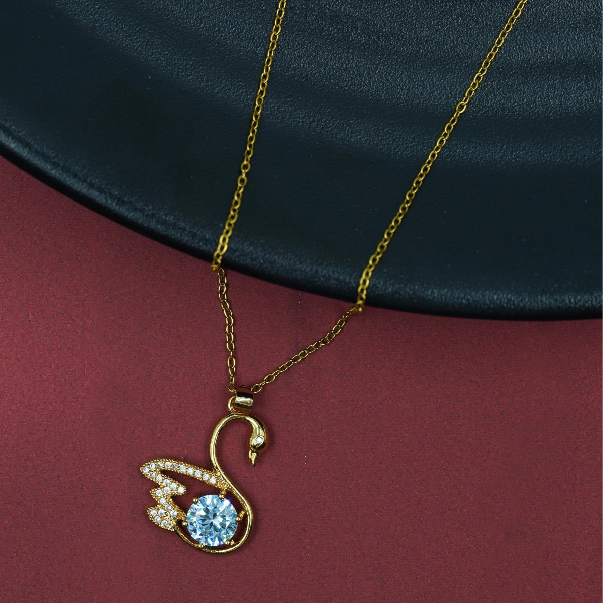 Artklim Gold Plated Swan Pendant Necklace