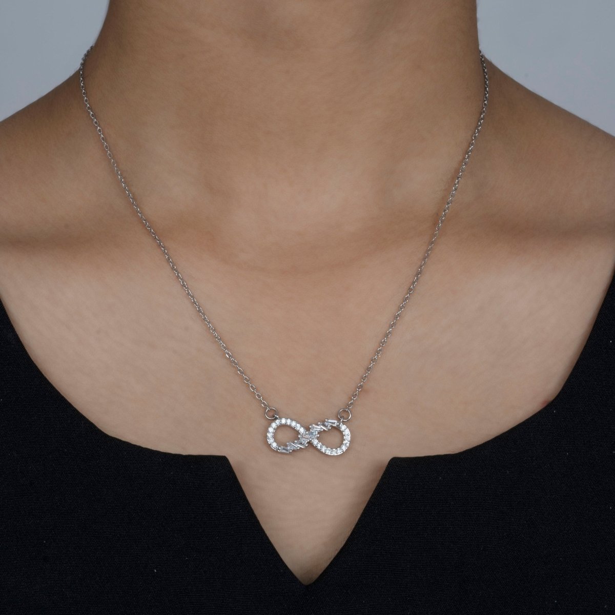 Artklim Infinity Stone Studded Silver Pendant Necklace