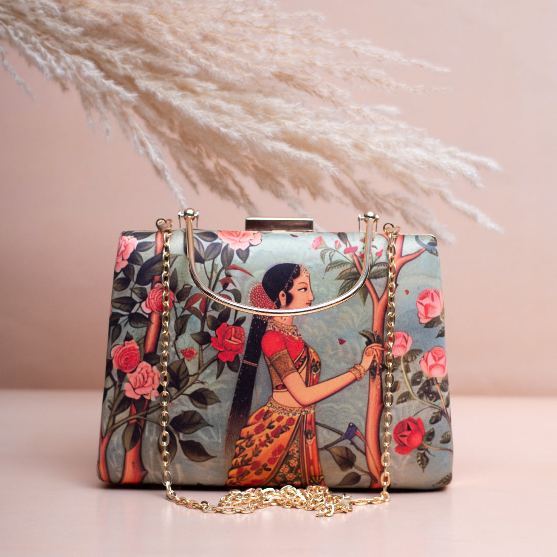 Artklim Traditional Women Portrait Printed Clutch