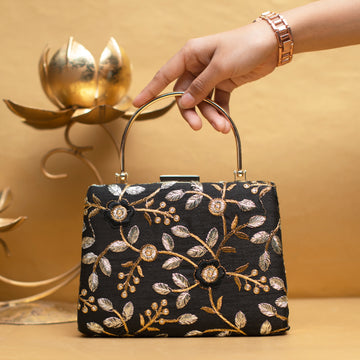 Black Floral Embroidery Clutch