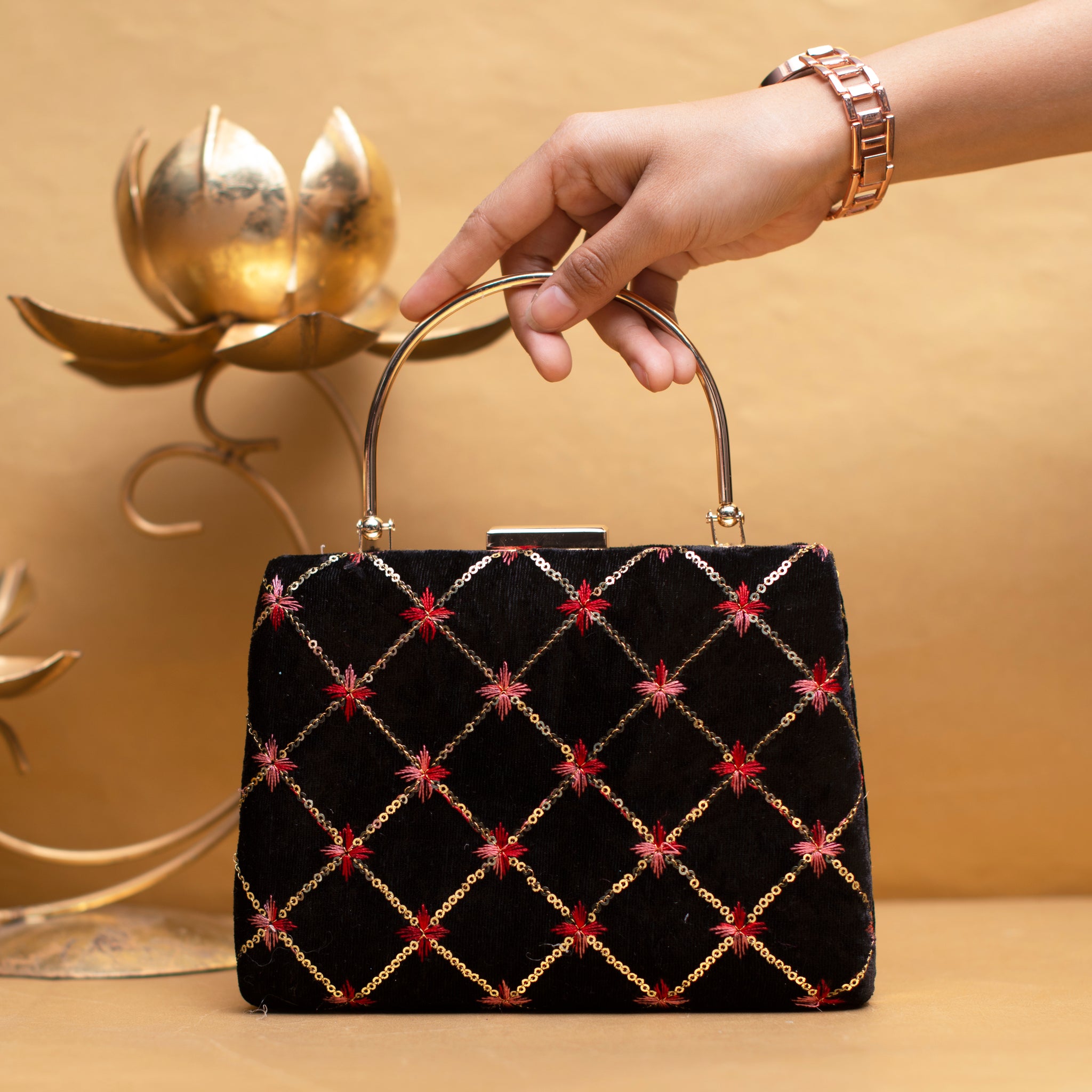 Black Check Pattern Embroidery Clutch