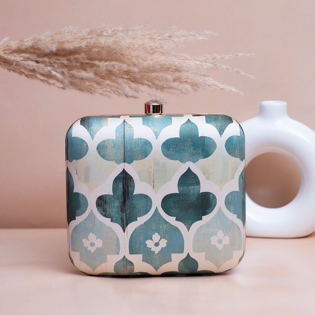 Artklim White Based Teal Leaf Pattern Printed Clutch