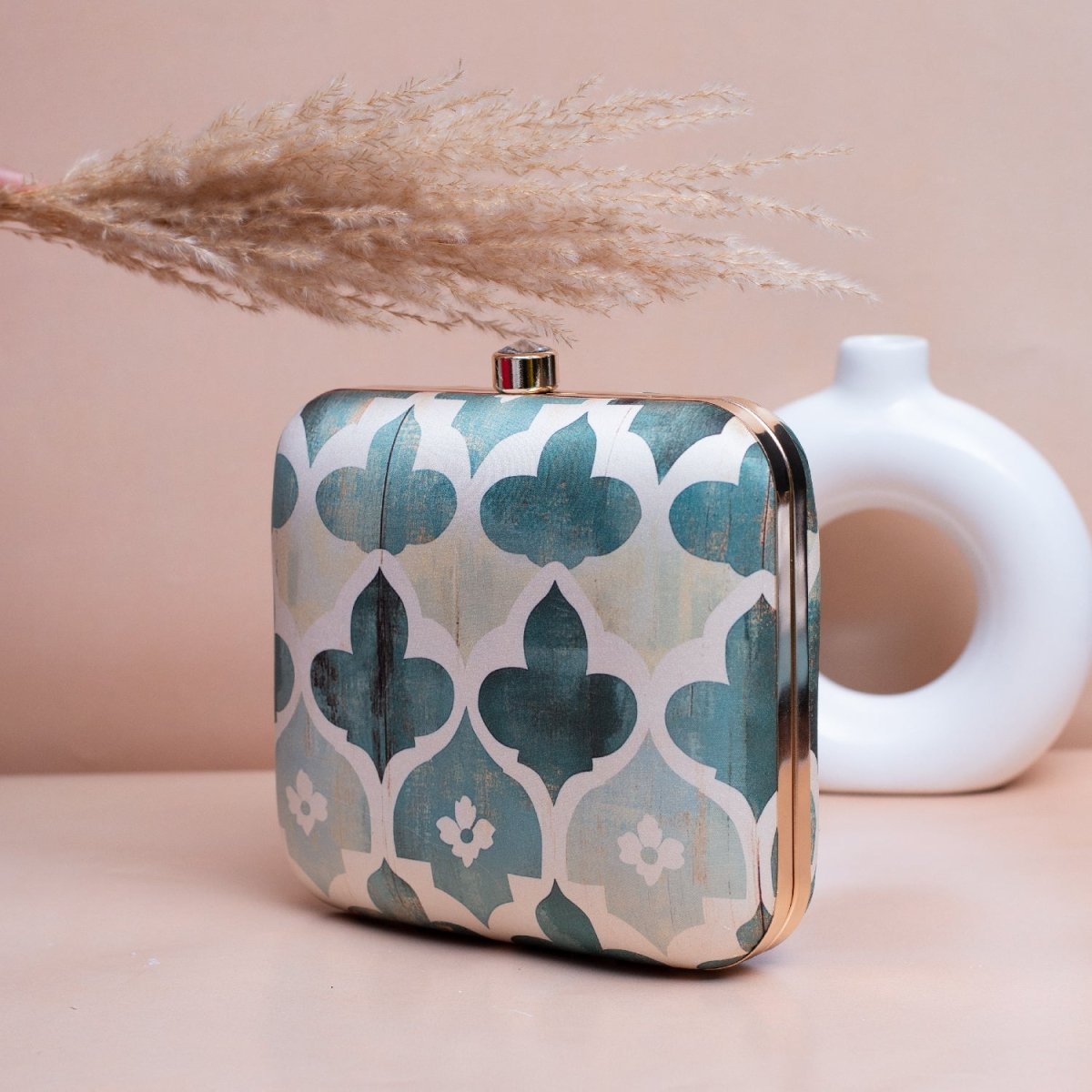 Artklim White Based Teal Leaf Pattern Printed Clutch