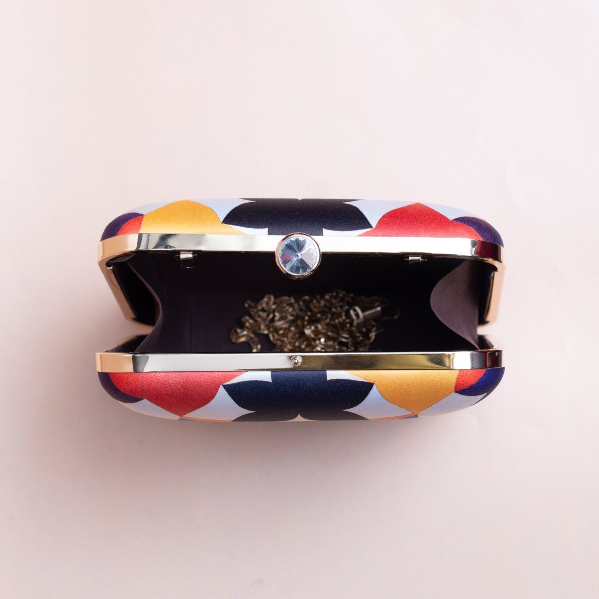 Artklim White Based Blue Star Printed Clutch