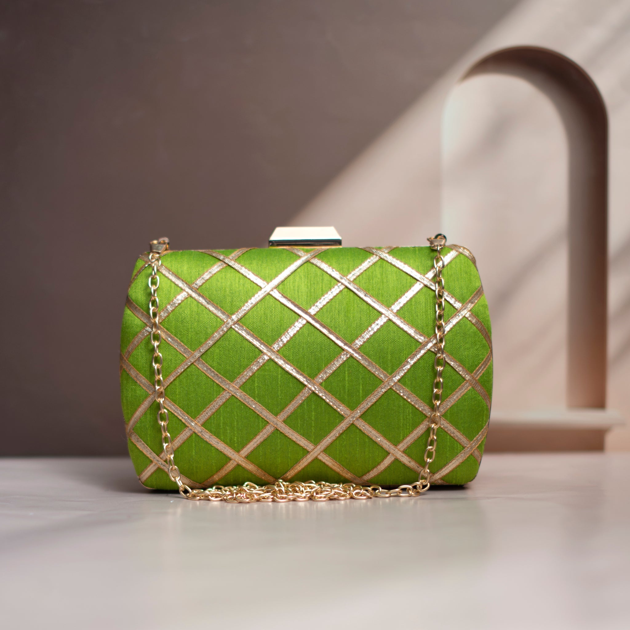 Artklim Green Ethnic Party Clutch