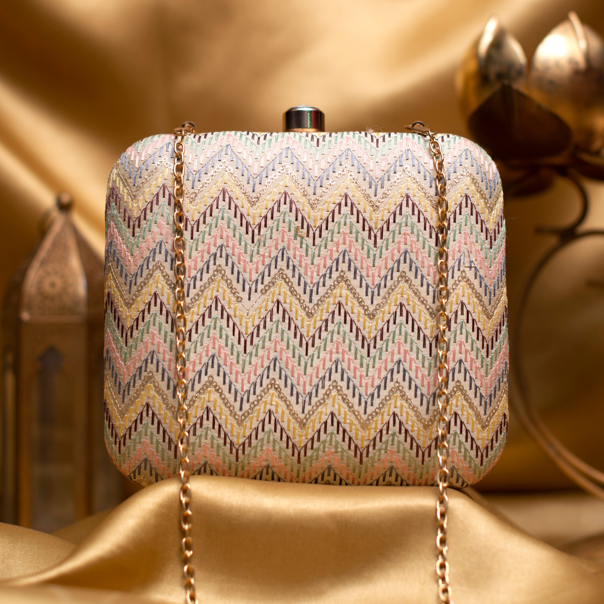 Beige Zigzag Pattern Thread Embroidery Clutch