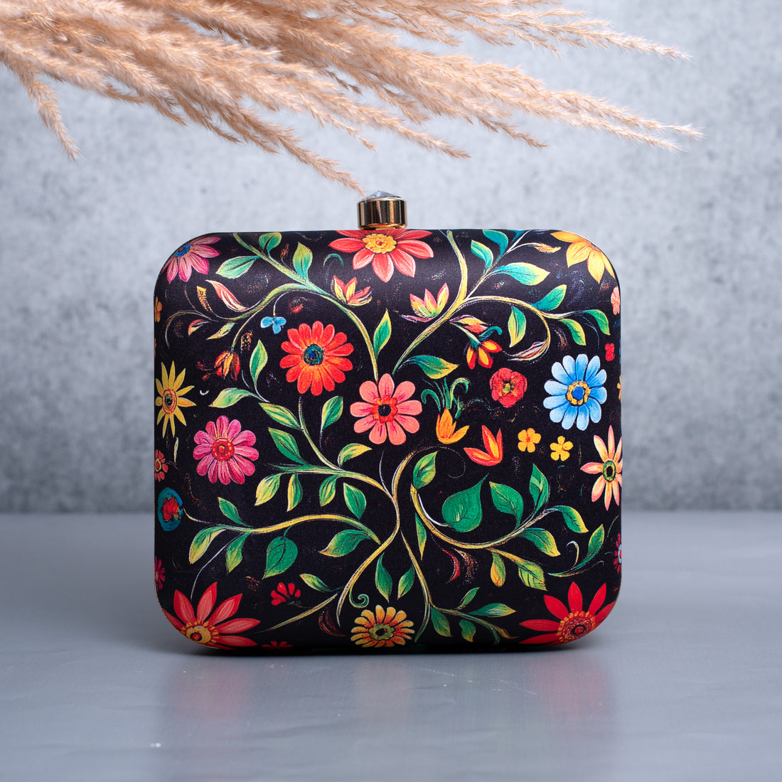 Artklim Black Based Floral Printed Clutch