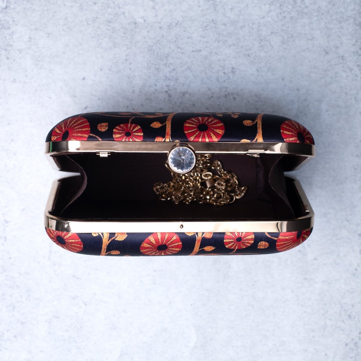 Artklim Black Based Red Floral Printed Clutch