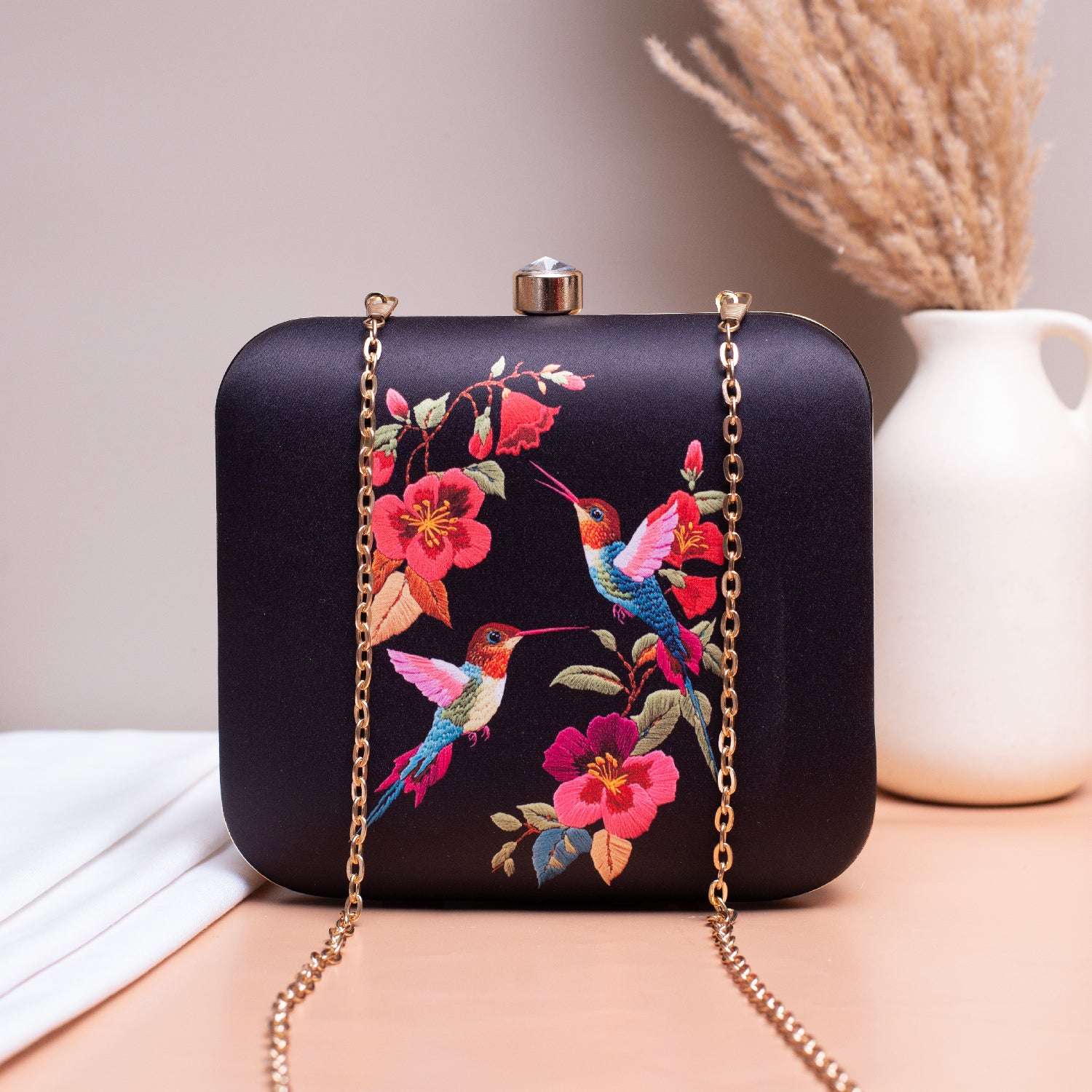Artklim Black Based Bird And Flowers Printed Clutch