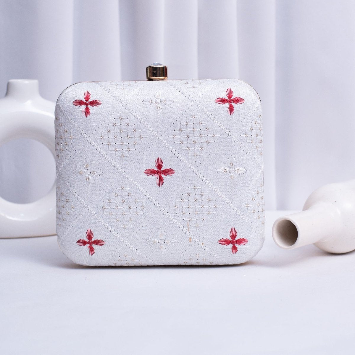 Artklim White And Red Threadwork Embroidery Clutch