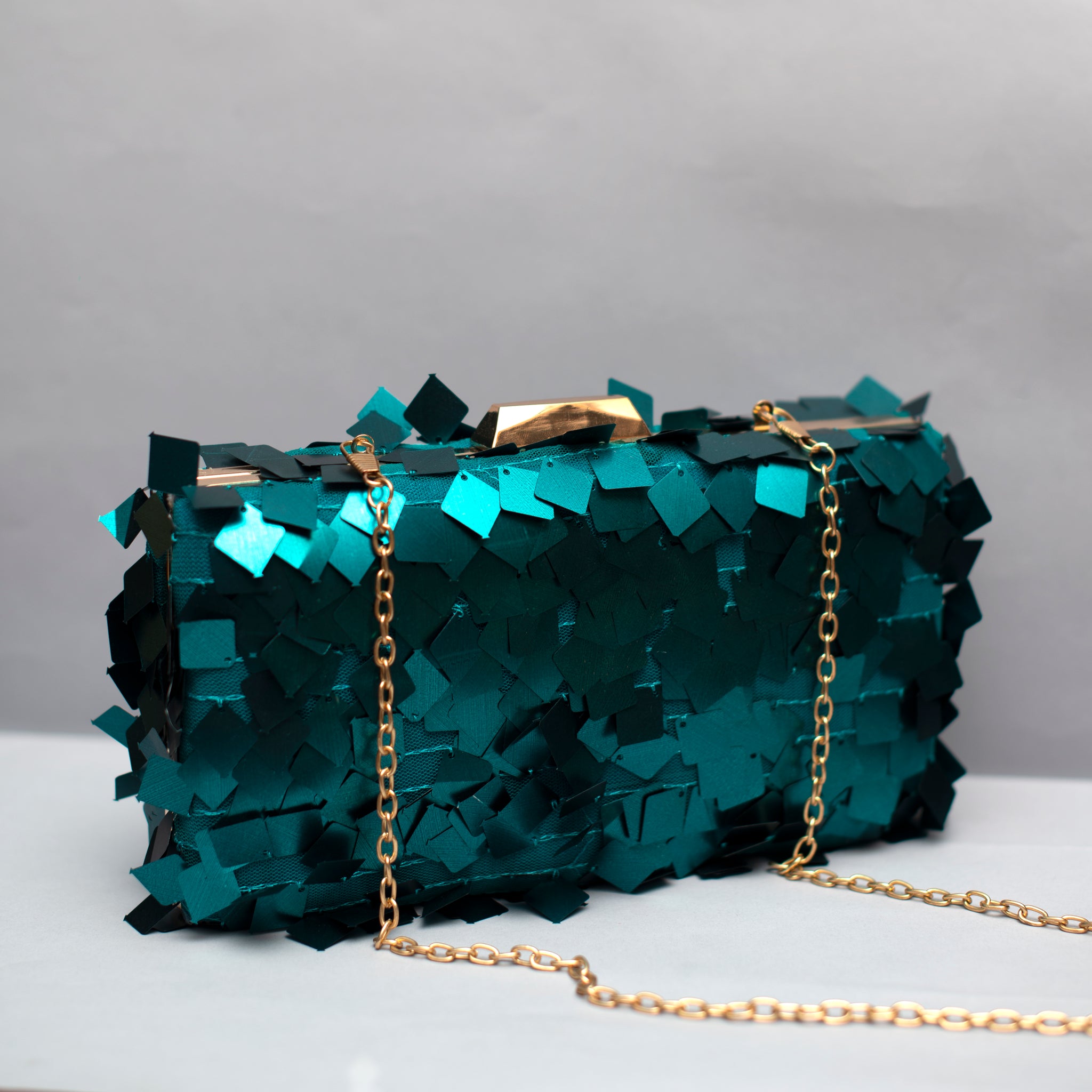 Turquoise Embellished Sequins Party Clutch