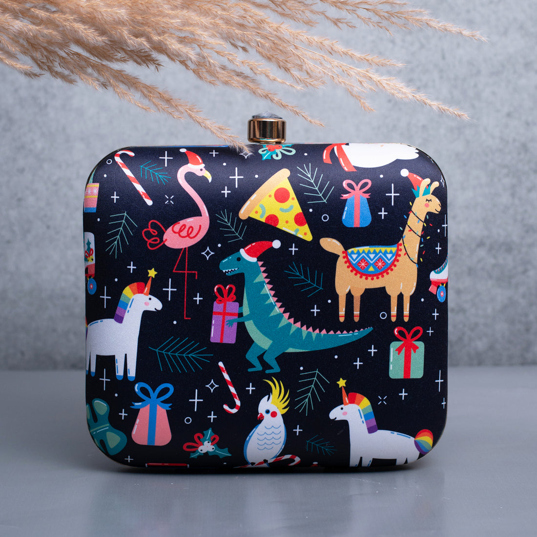 Artklim Black Based Christmas Theme Printed Clutch