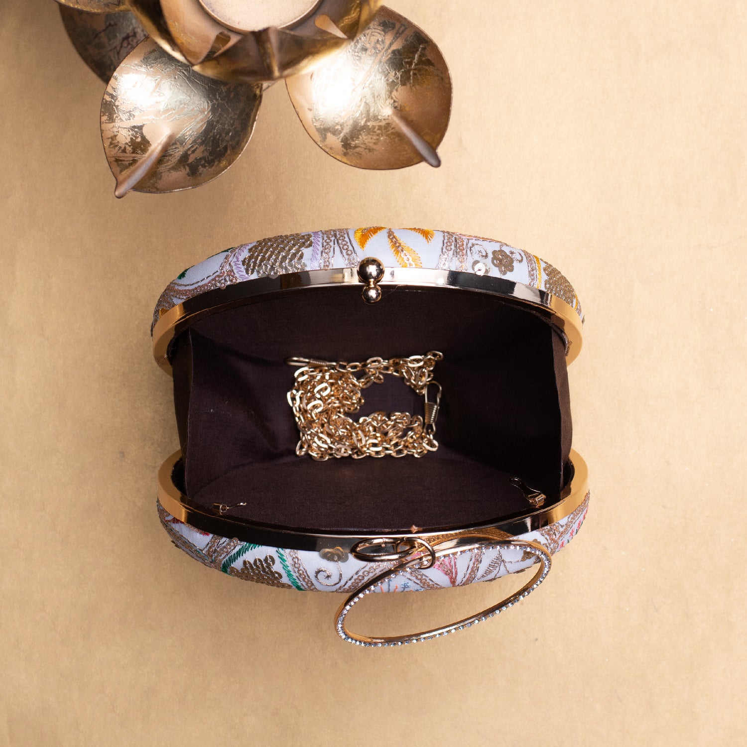 Artklim White Based Silver Sequins Embroidery Clutch