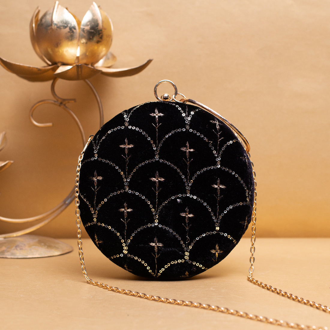 Artklim Black Based Silver Sequins Embroidery Clutch