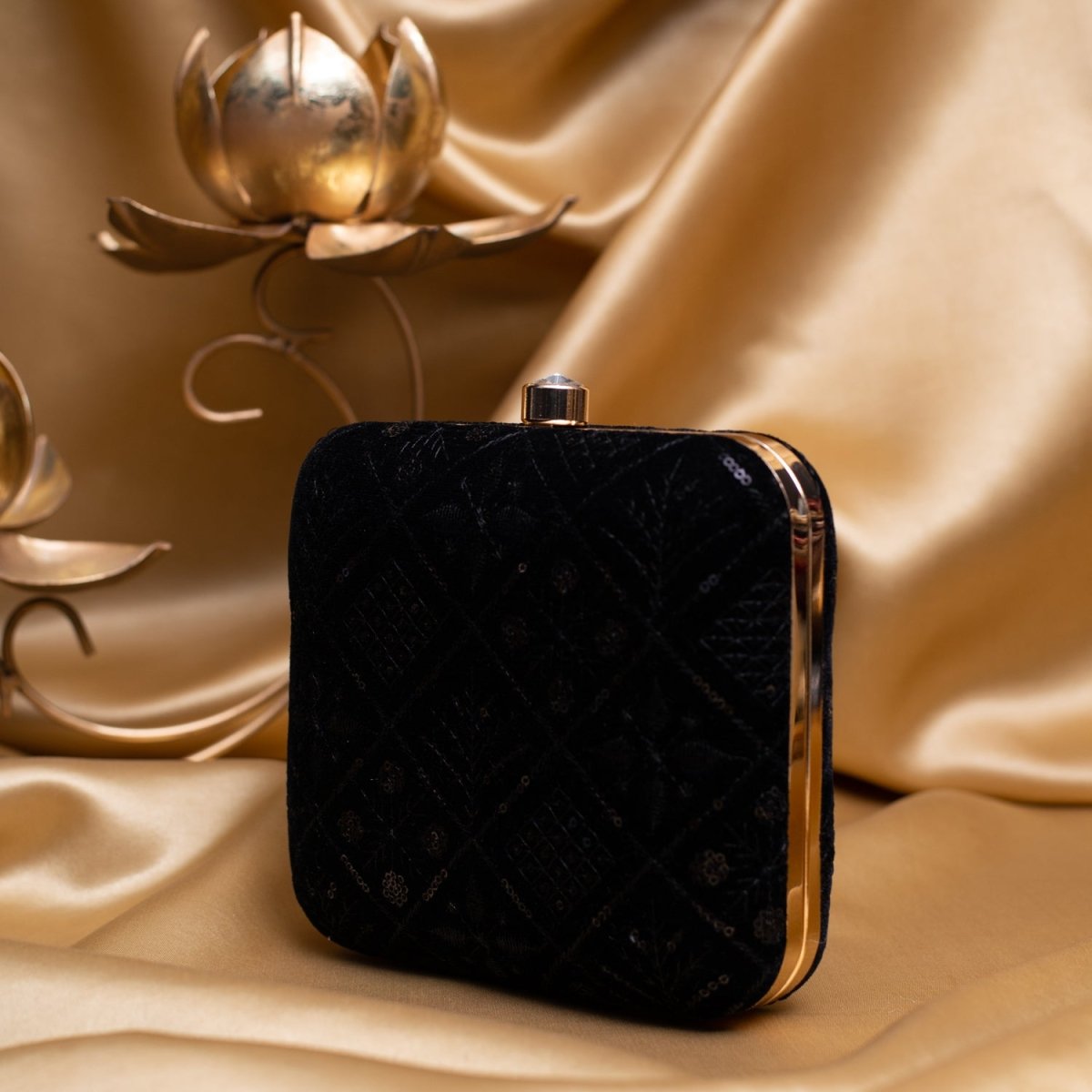 Artklim Black Based Sequins Embroidery Clutch
