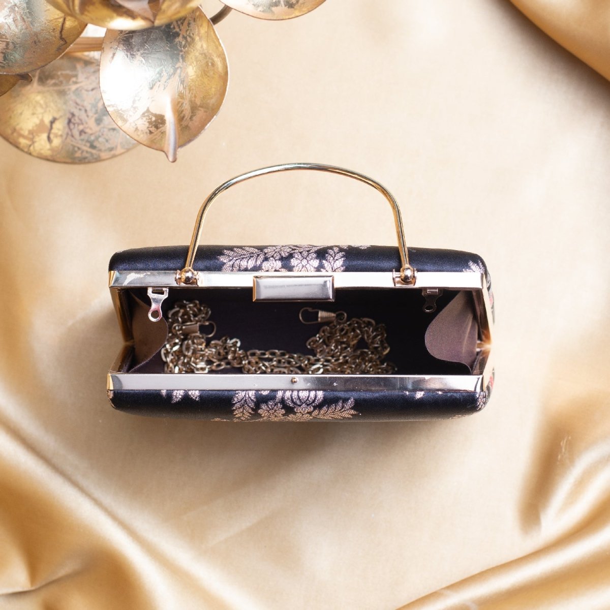 Artklim Black Based Silver Floral Pattern Brocade Fabric Clutch