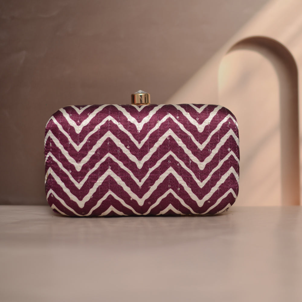 Artklim  Maroon And White Zigzag Printed Clutch