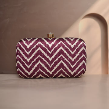 Artklim  Maroon And White Zigzag Printed Clutch