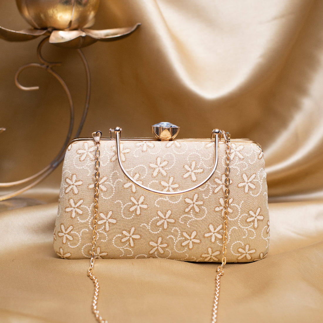 Artklim Beige Based White Floral Embroidery Clutch