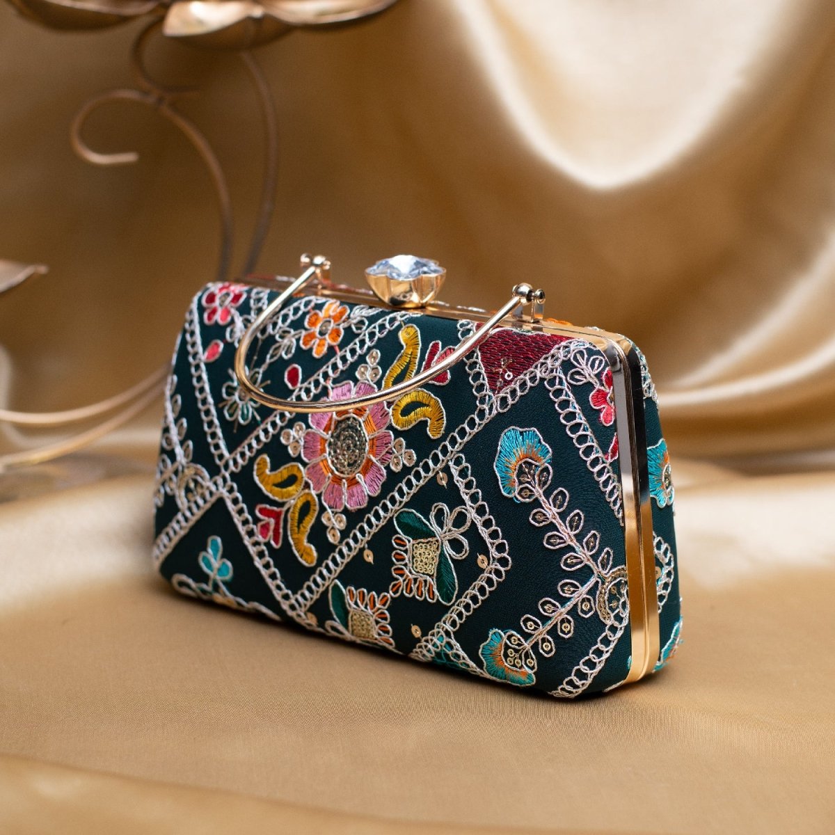 Artklim Black Based Multicoloured Embroidery Clutch