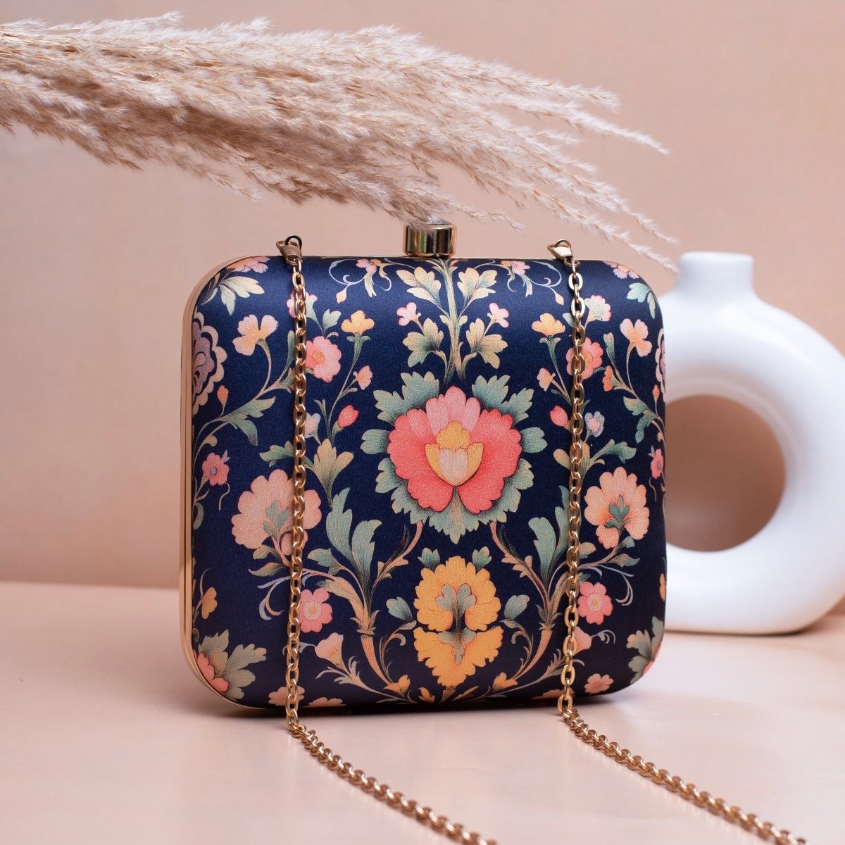 Artklim Blue Based Floral Printed Clutch