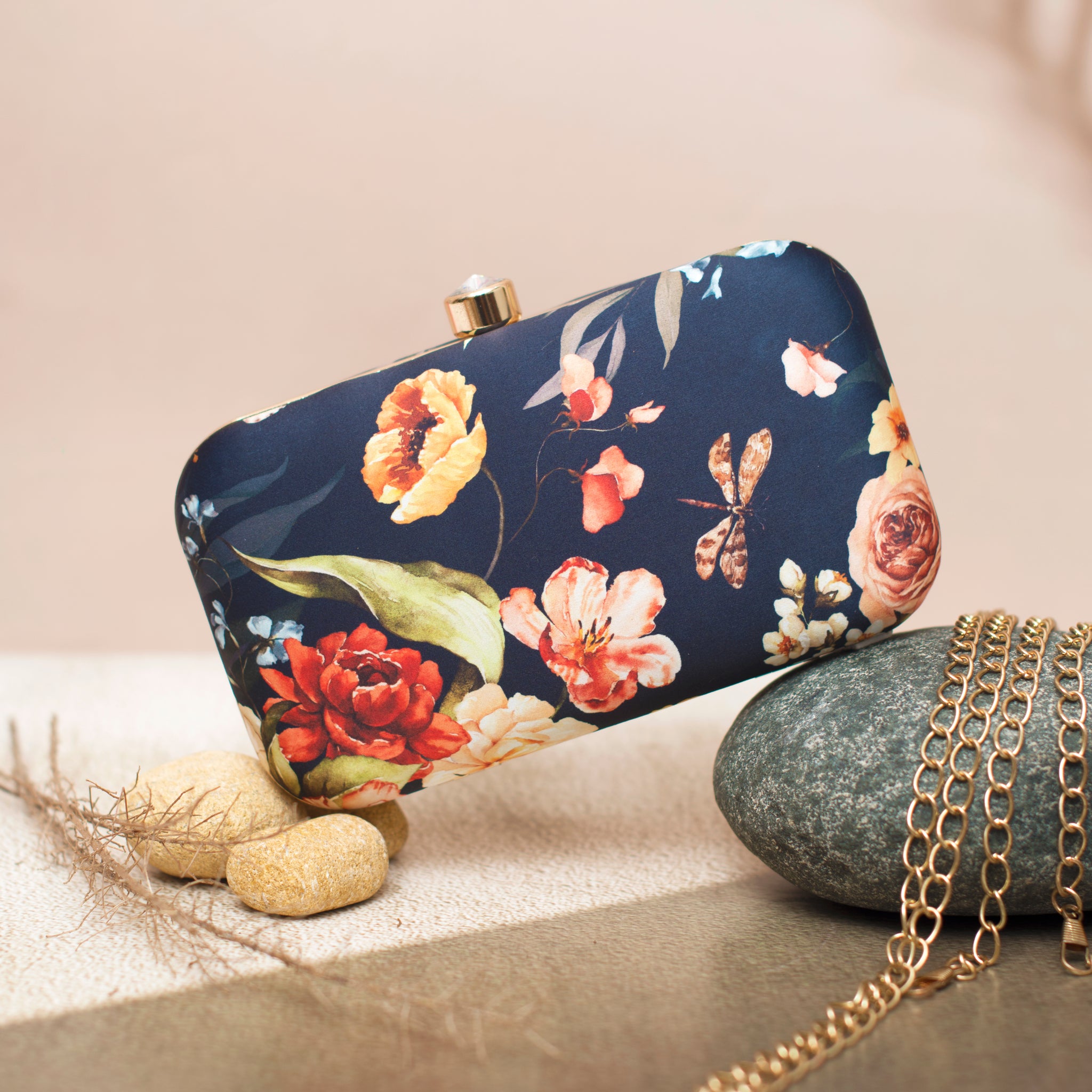 Blooming Printed Clutch