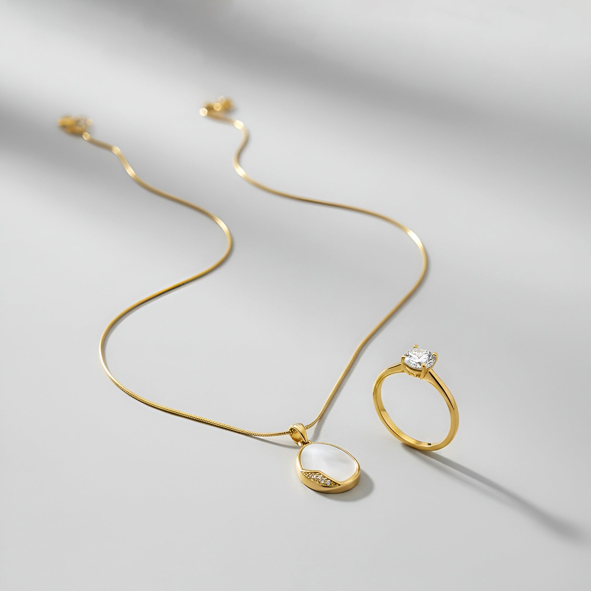 Artklim Minimal Anti Tarnish Gold Pendant Necklace & Ring Set
