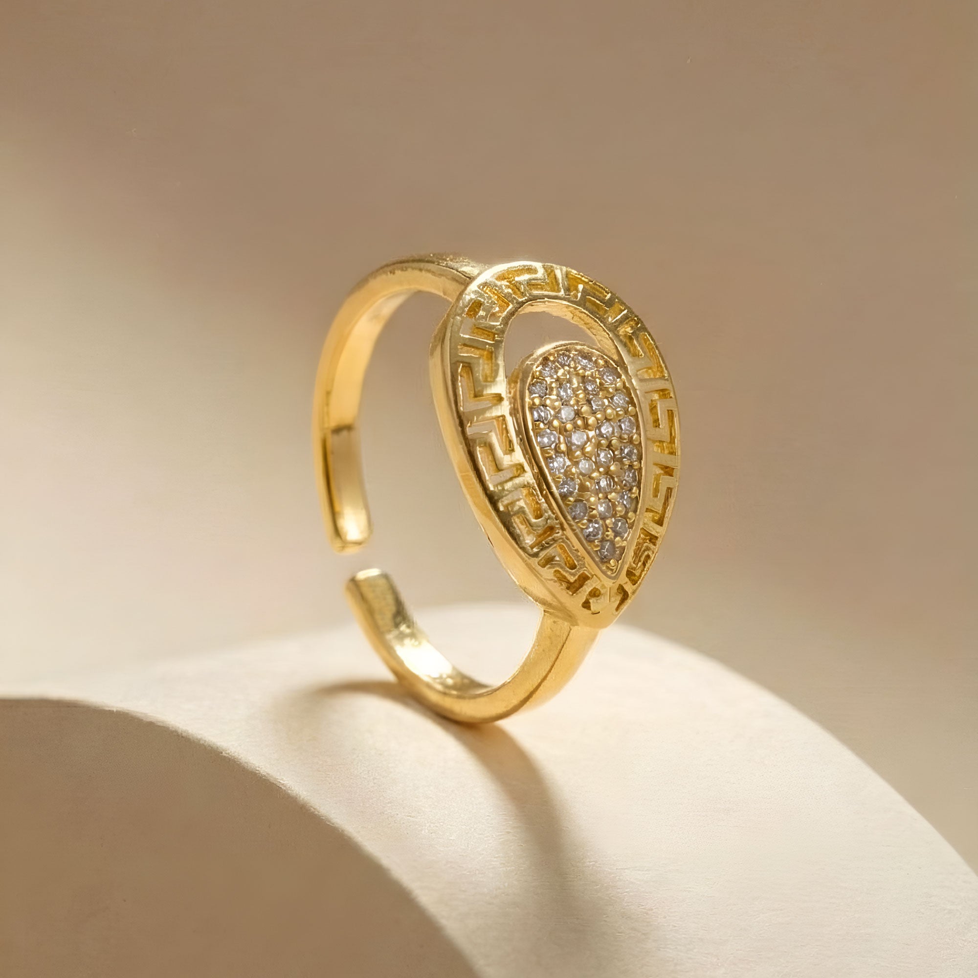 Artklim Gold-Plated Royal Teardrop Anti-Tarnish Ring