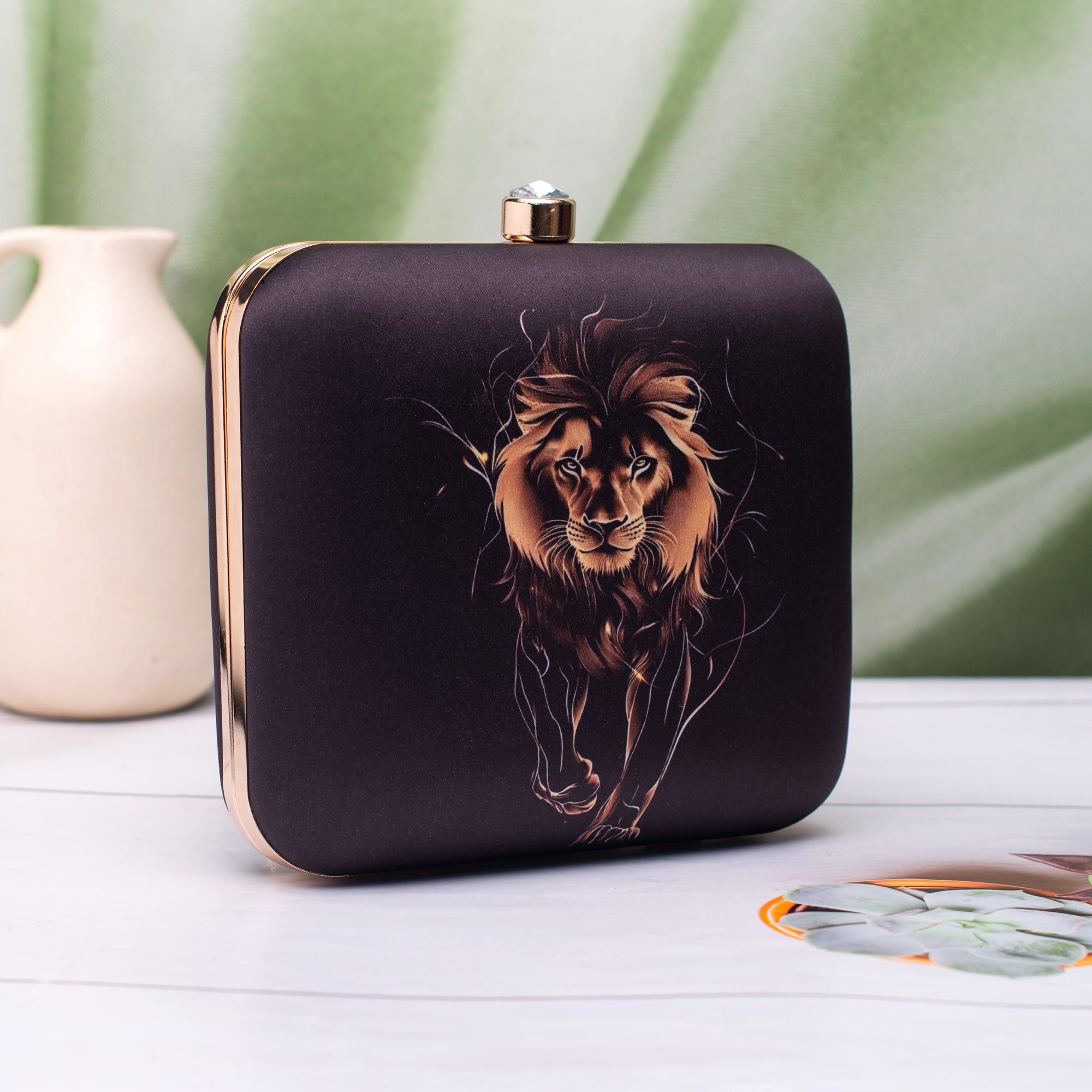 Artklim Majestic Lion Royale Printed Clutch