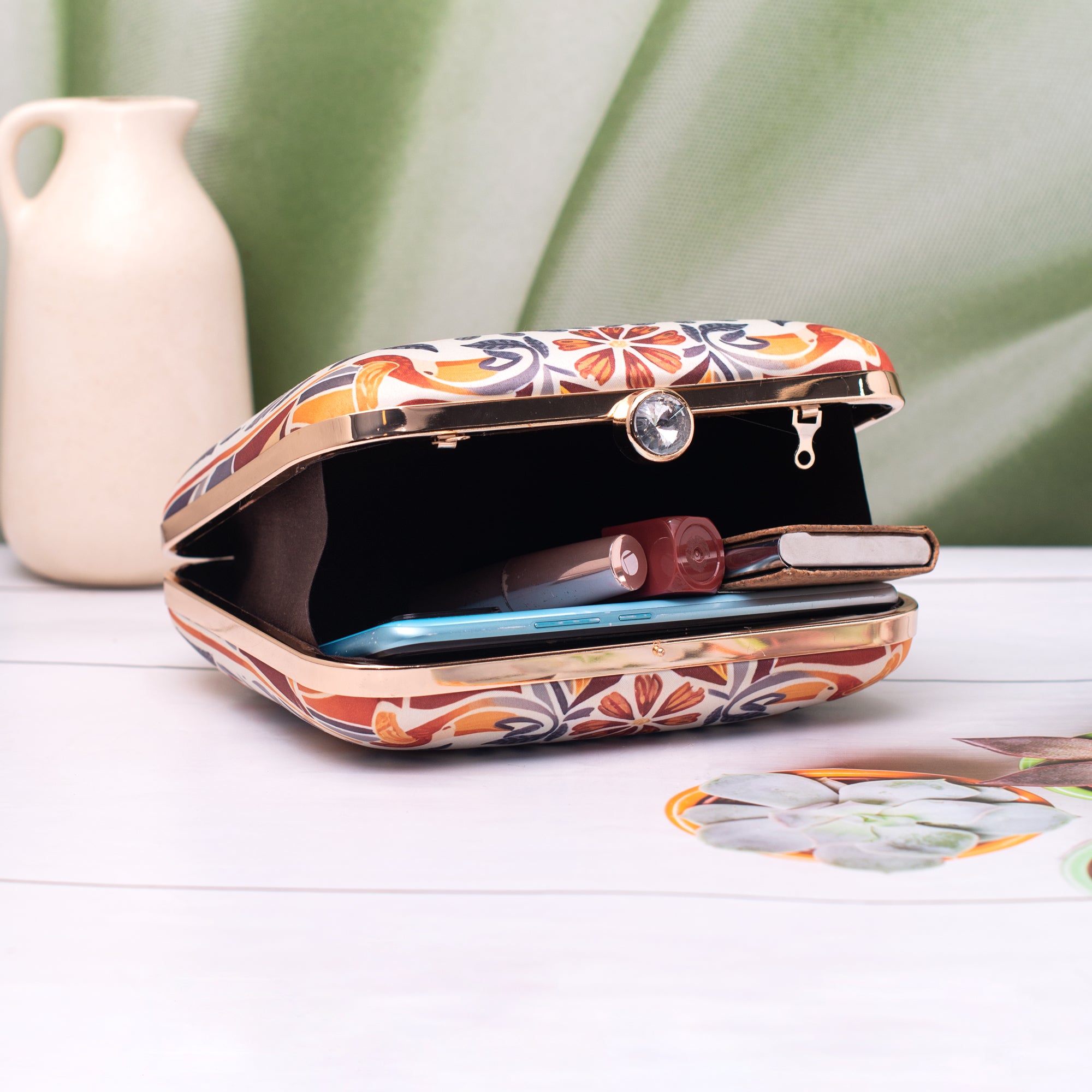 Artklim Royal Ethnic Harmony Printed Clutch