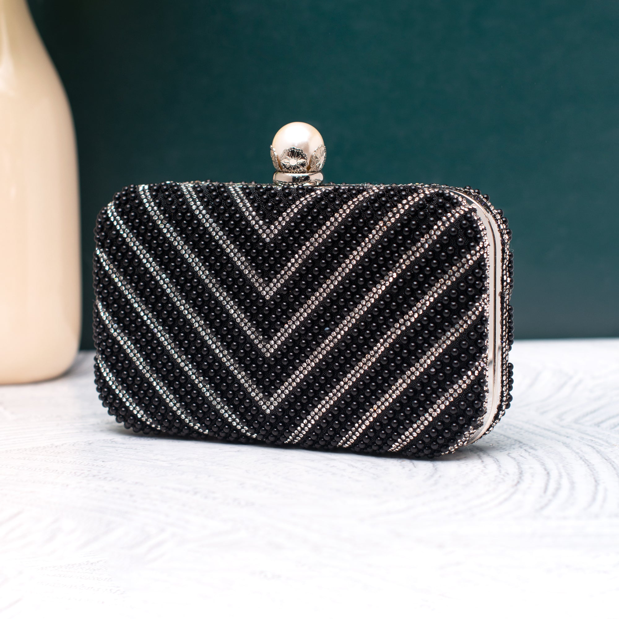 Artklim Black Royale Beadline Clutch