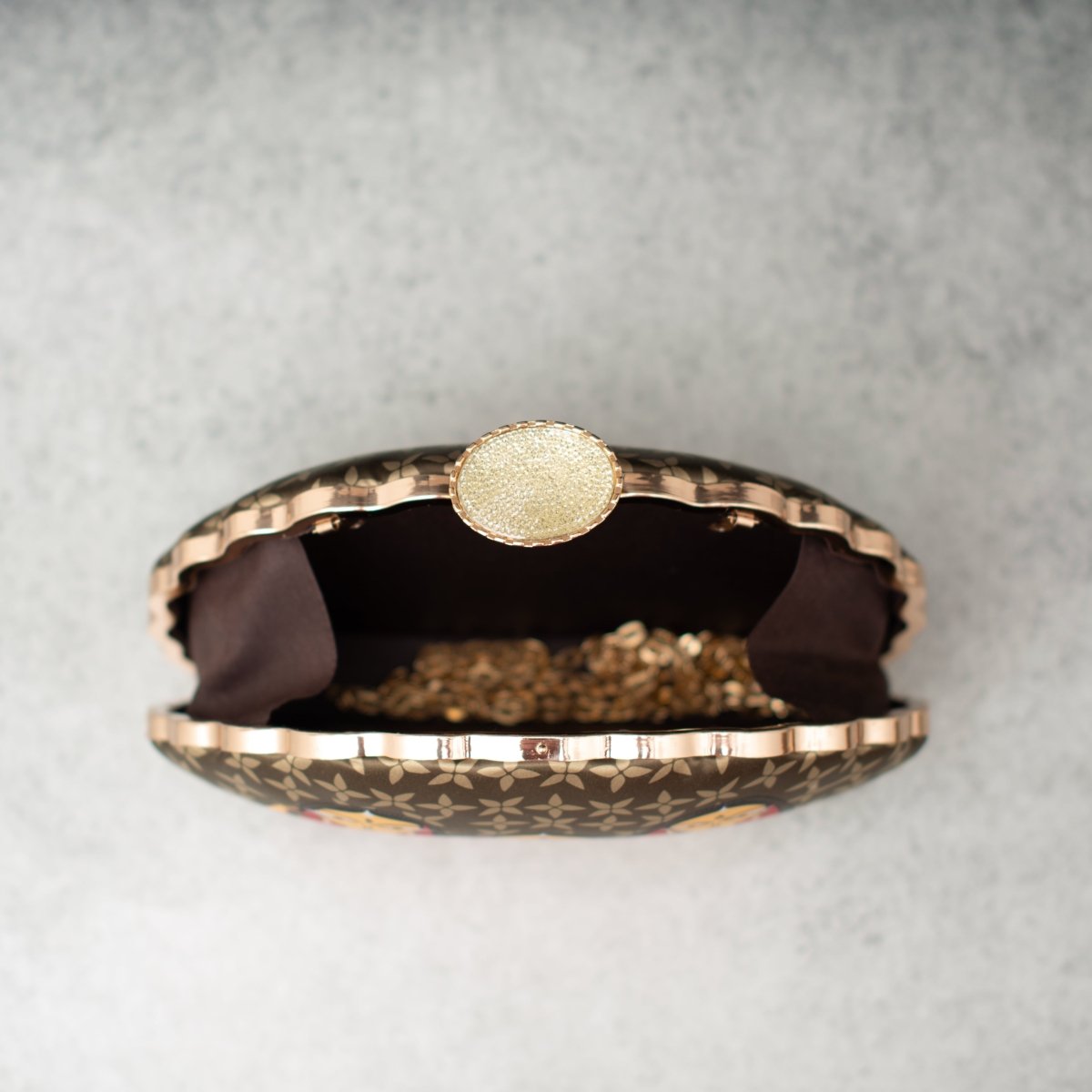 Artklim Madhubani Art Printed D-Shape Clutch