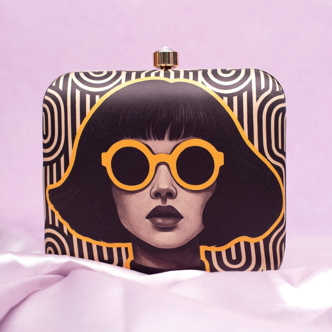 Artklim Classic Girl Portrait Printed Clutch