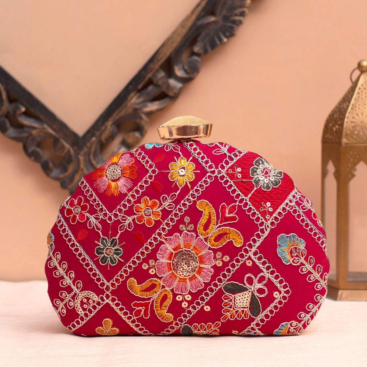 Artklim Red Base Multipattern Embrodiery Clutch