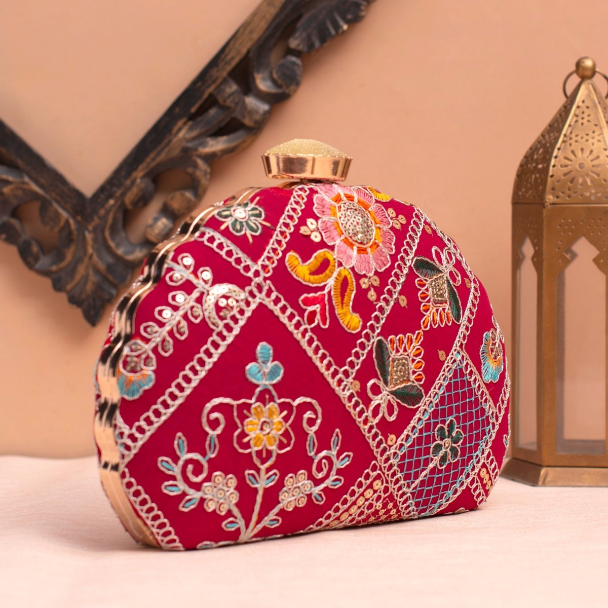 Artklim Red Base Multipattern Embrodiery Clutch